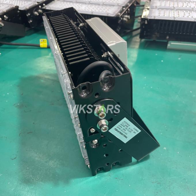 50W 100W 150W 200W 250W 300W ألومنيوم فين LED أضواء الفيضانات IP65 مدة الحياة الطويلة جودة جيدة LED أضواء الصدر العالي 2