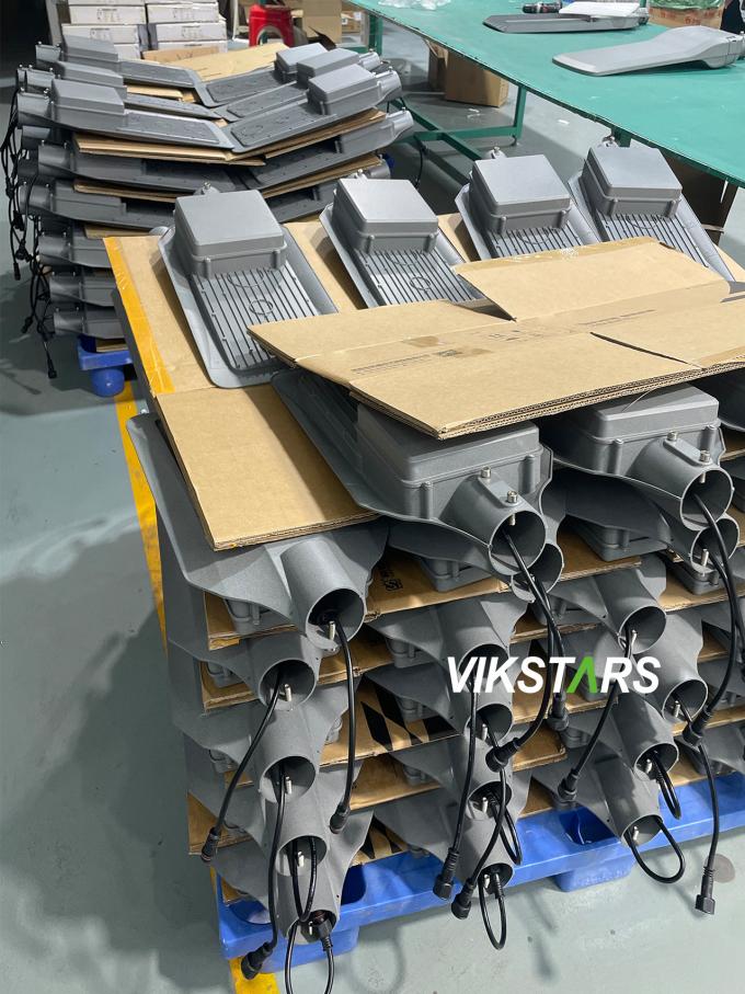 150 واط مصابيح شارع LED 300 واط 500 واط مصابيح شارع شمسية للطرق الرئيسية 13