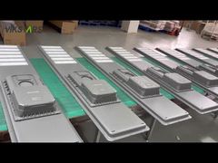 مصباح الشارع الشمسي ذو الطاقة العالية لارتفاع 8-12 متر إضاءة الشارع الرئيسية