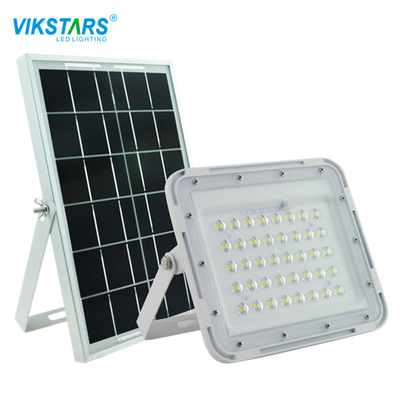 شراء 100lm / W LED ضوء الفيضانات الشمسية 3.2V المدخلات 70Ra 6000K 60W 100W التصنيع عبر الإنترنت