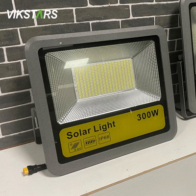 السعر بالجملة 200W 300W مصباح الفيضانات الشمسية مع الصب الصب الألومنيوم للحديقة موقف للسيارات في الهواء الطلق مصباح الفيضانات