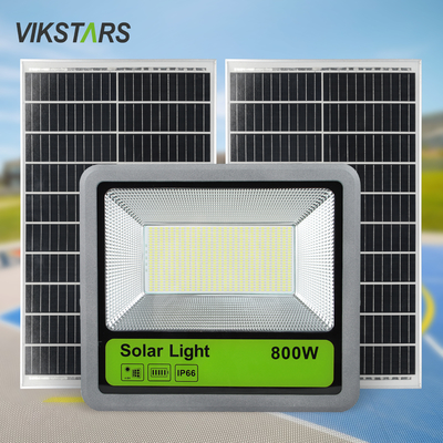 مصابيح الفيضانات الشمسية للمباني الحائطية الملعب الرياضي الإضاءة الخارجية 2 سنوات ضمان 600W 800W مصابيح الفيضانات الشمسية