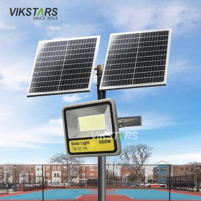 600w 800w أضواء الفيضانات الشمسية الإضاءة الملعب في الهواء الطلق عاكسات شمسية عالية الطاقة